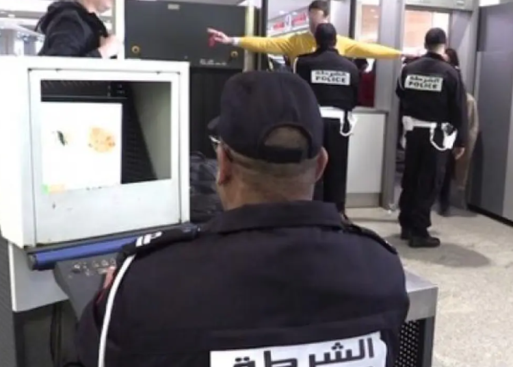 فاس..توقيف ألماني بمطار سايس بحوزته مخدرات