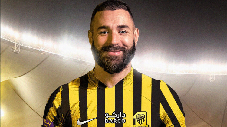رسميا..كريم بنزيمة يوقع لنادي اتحاد جدة