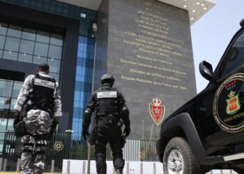 الدار البيضاء..توقيف شخص بتهمة الابتزاز الرقمي والتهديد بارتكاب أعمال تمس بالنظام العام