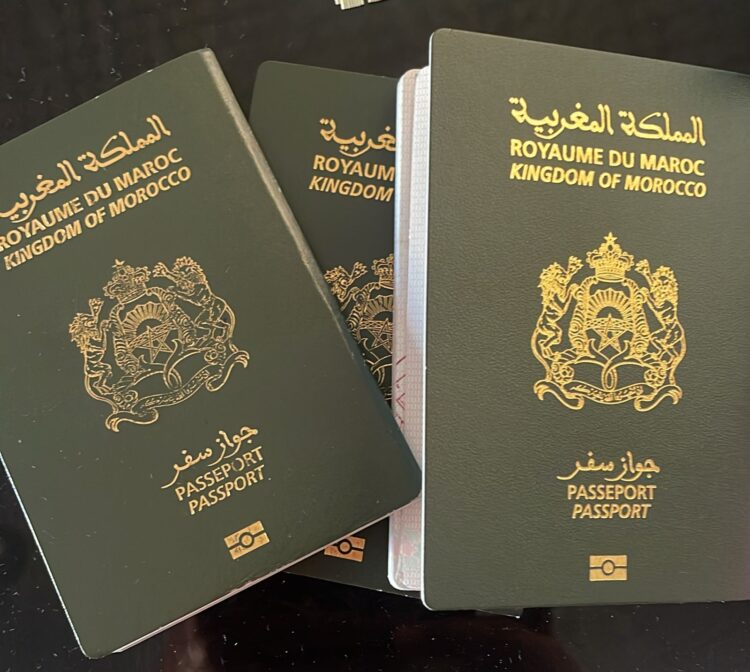 فرنسا ترفع القيود المفروضة على إصدار التأشيرات للمغاربة