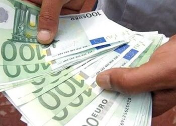 مراكش..توقيف ثلاثة سياح فرنسيين متورطون في تزوير  أوراق مالية