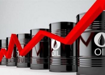 ارتفاع أسعار النفط بعد تراجع مخزونات الخام الأمريكية