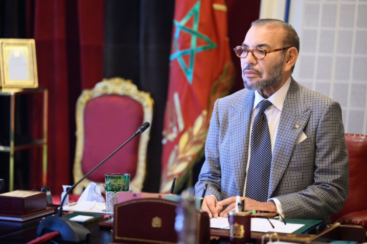 جلالة الملك يجري مباحثات هاتفية مع رئيس نيحيريا ويوجه له دعوة لزيارة المملكة