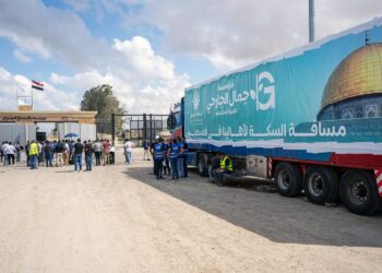 بعد ضغط واشنطن..إسرائيل تسمح بفتح معابر لدخول مساعدات لغزة
