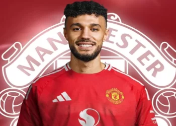 مزراوي يجتاز الفحوصات الطبية بنجاح في مانشستر يونايتد