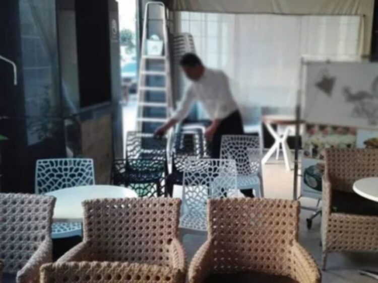 احتجاجًا على ما وصفته بغرامات “تعسفية”..أرباب المقاهي والمطاعم يقررون تنظيم وقفة احتجاجية