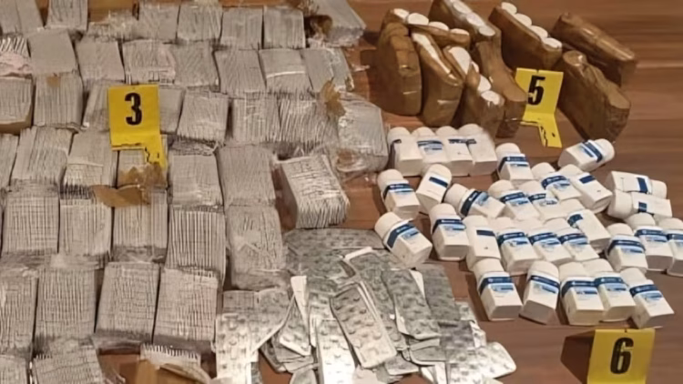 إحباط محاولة تهريب أزيد من 64 ألف قرص مخدر بميناء طنجة